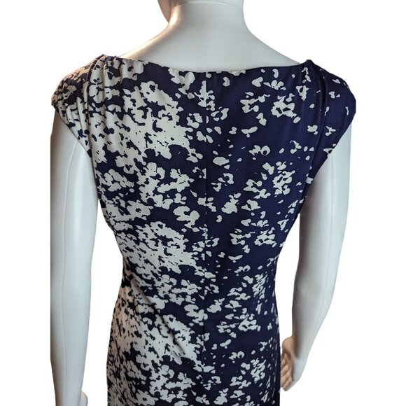 Chaps Women's Sheath Style Dress Navy Abstract Splatter Print Side Ruching Sz M - Picture 7 of 10